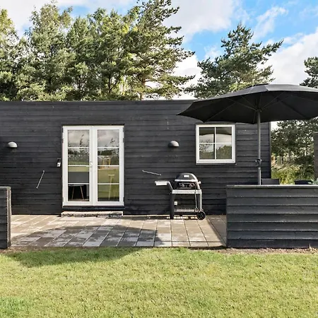 Appartamento 2 Bedroom In Vaeggerlose Bøtø By