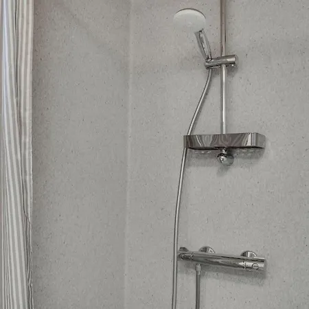 2 Bedroom In Vaeggerlose Appartamento