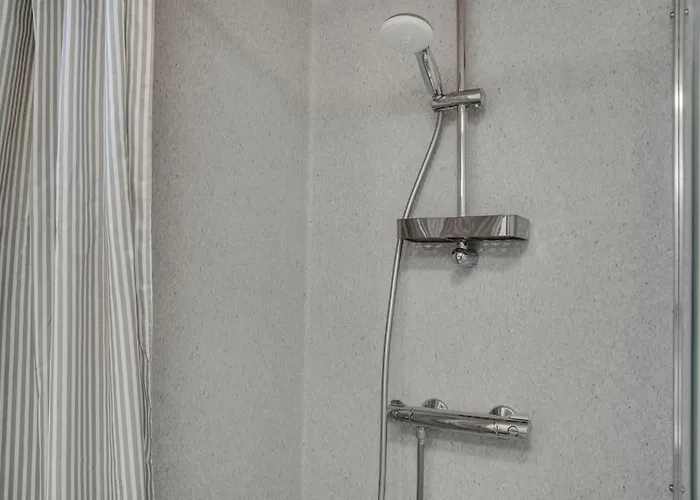 2 Bedroom In Vaeggerlose Apartmán